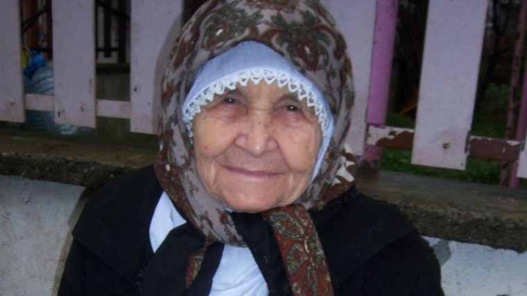 EMİNE ÖZTÜRK