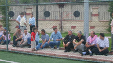 ÖZALAN FUTBOL TAKIMI VE TURNUVA RESİMLERİ